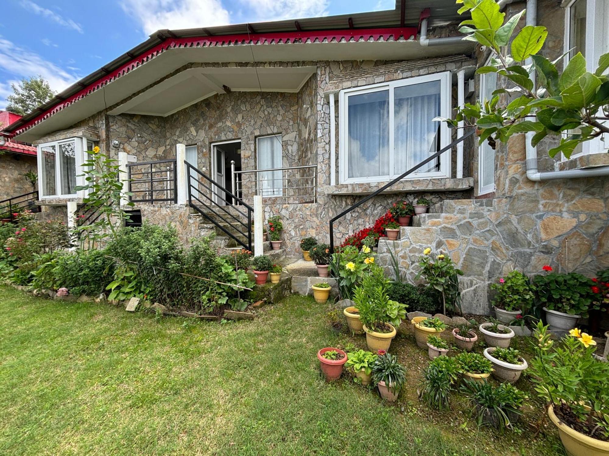 Villa Indus Valley Mukteshwar Exterior foto